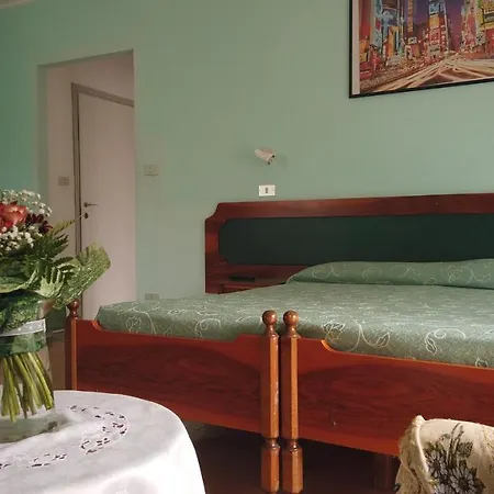 Hotel Cristina Verrayes